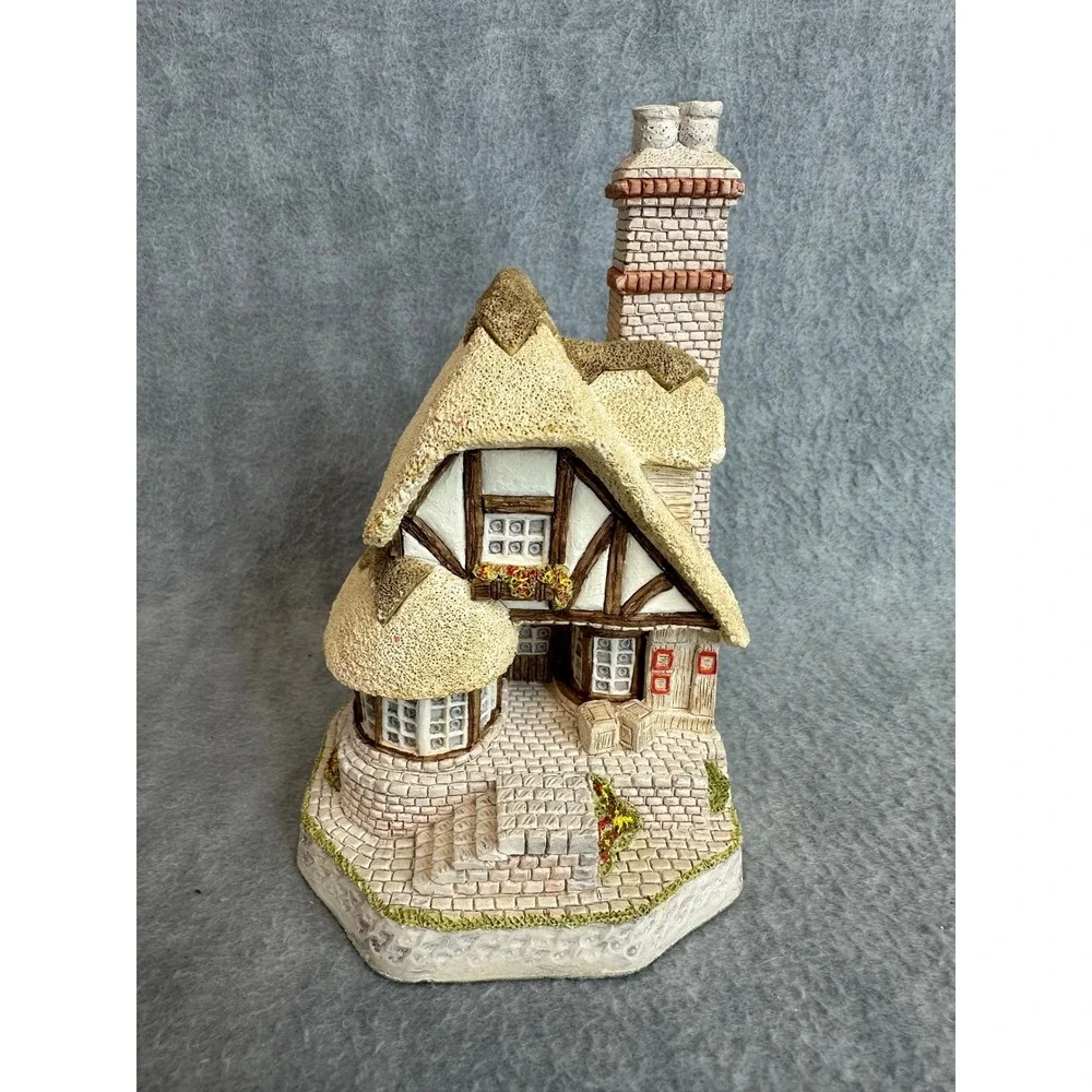 David Winter Cottage Audreys Tea Room 1990‎ Miniature Hand Painted Great Britain